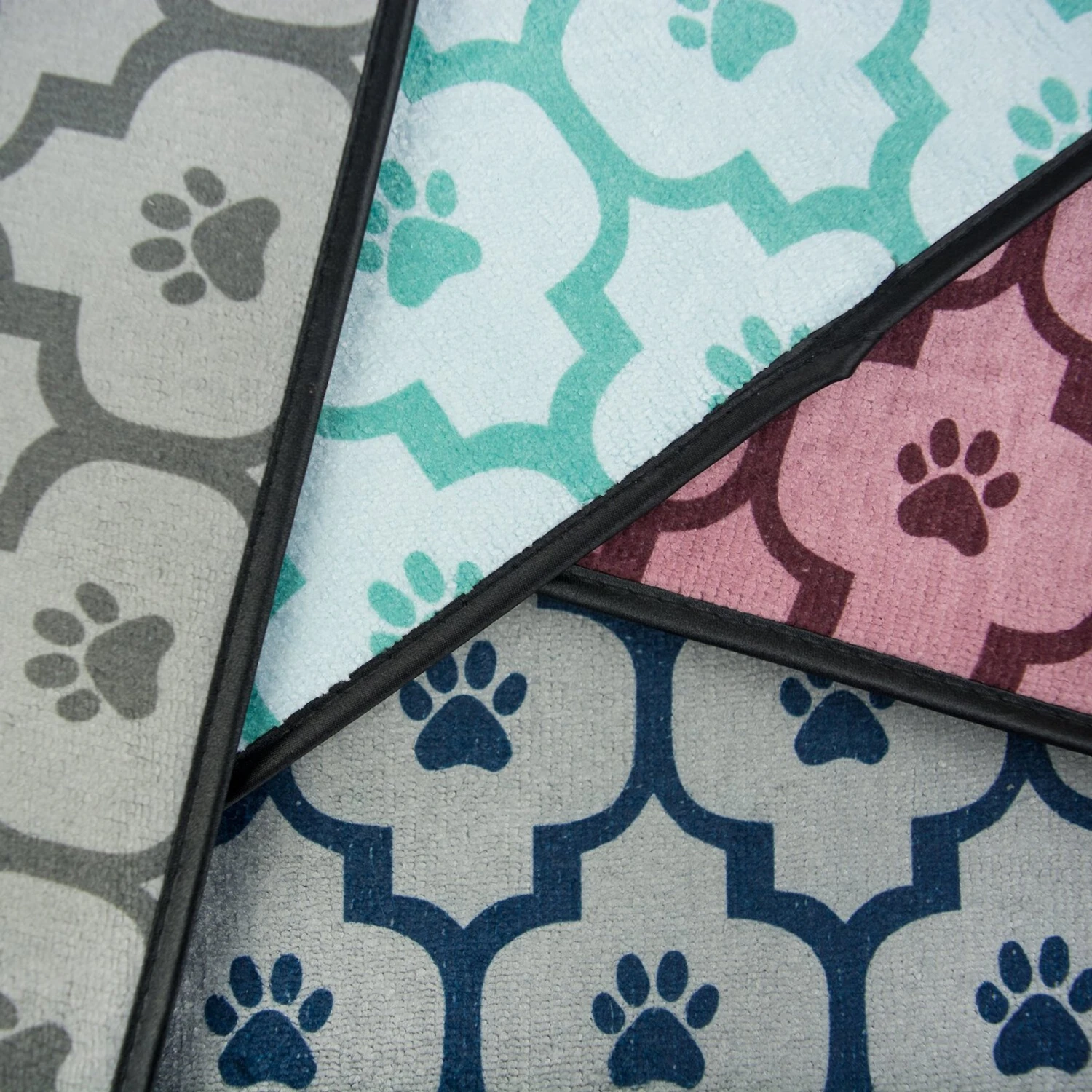 Bone Dry Lattice Paw Print Dog & Cat Food Mat 6 Bone Dry Lattice Paw Print Dog & Cat Food Mat - Image 4