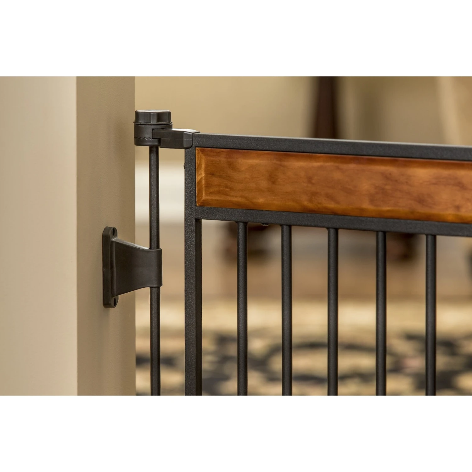 Carlson Pet Products Deluxe Flexi Dog Gate, 28-in 7 Carlson Pet Products Deluxe Flexi Dog Gate, 28-in - Image 5