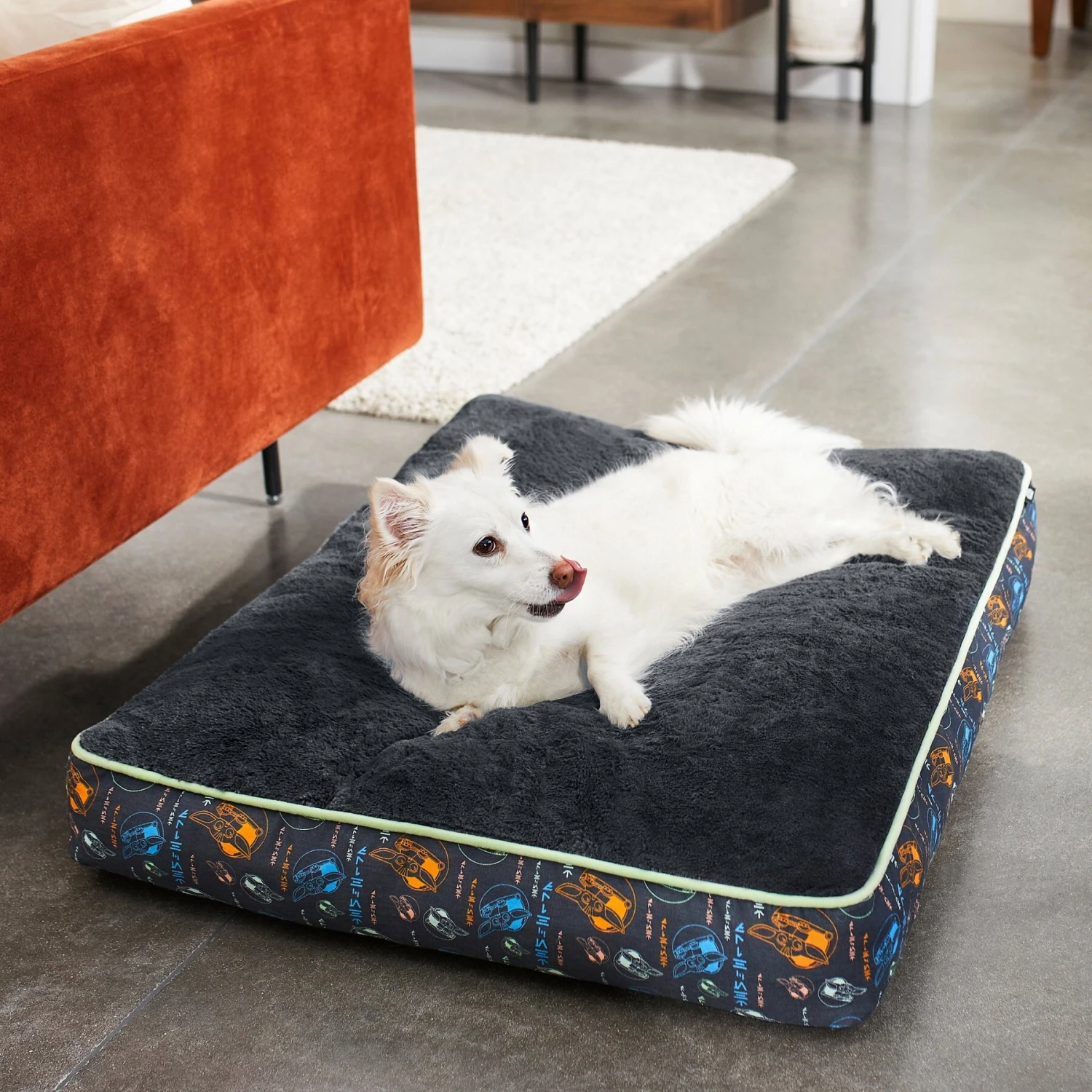 STAR WARS THE MANDALORIAN GROGU Pillow Cat & Dog Bed 3 STAR WARS THE MANDALORIAN GROGU Pillow Cat & Dog Bed