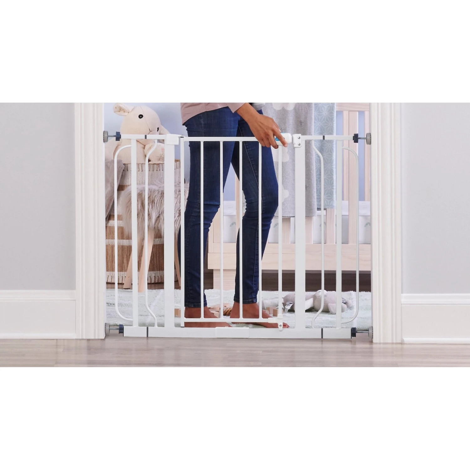 Regalo Pet Products Wall Safe Extra Wide Dog Gate With Wall Shields 5 Regalo Pet Products Wall Safe Extra Wide Dog Gate With Wall Shields - Image 3