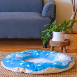 HappyCare Textiles 3D Realistic Donut Print Bolster Dog Bed 11 HappyCare Textiles 3D Realistic Donut Print Bolster Dog Bed -Pet Dog Supply Store 366943 PT3. AC SS1800 V1645639601