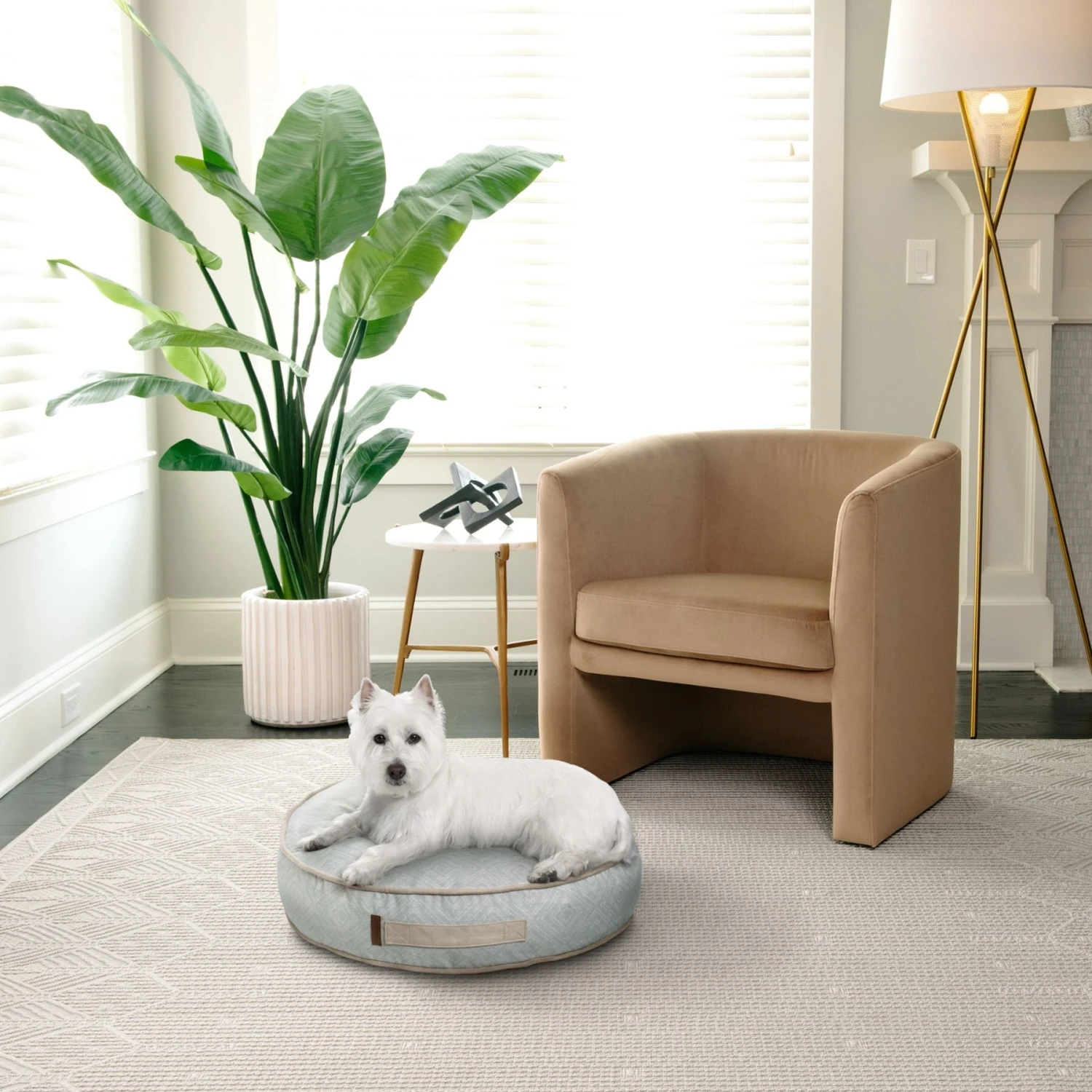 Bark And Slumber Birdie Plush Eco Friendly Fabric Round Lounger Dog Bed 4 Bark And Slumber Birdie Plush Eco Friendly Fabric Round Lounger Dog Bed - Image 2