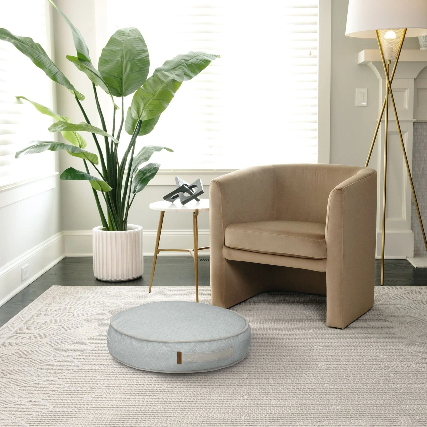 Bark And Slumber Birdie Plush Eco Friendly Fabric Round Lounger Dog Bed 9 Bark And Slumber Birdie Plush Eco Friendly Fabric Round Lounger Dog Bed - Image 7