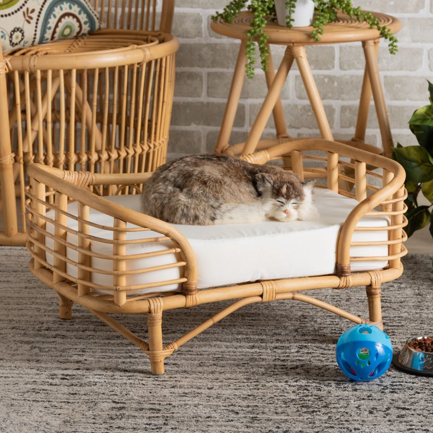 Bali & Pari Marcy Rattan With Cushion Dog & Cat Bed, Natural Brown & White 9 Bali & Pari Marcy Rattan With Cushion Dog & Cat Bed, Natural Brown & White - Image 7