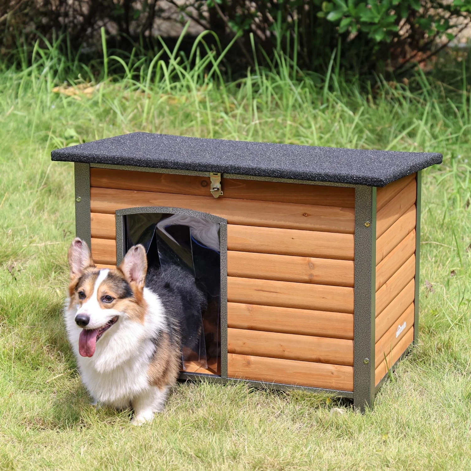 Aivituvin Wooden Heavy Duty Dog House 4 Aivituvin Wooden Heavy Duty Dog House - Image 2