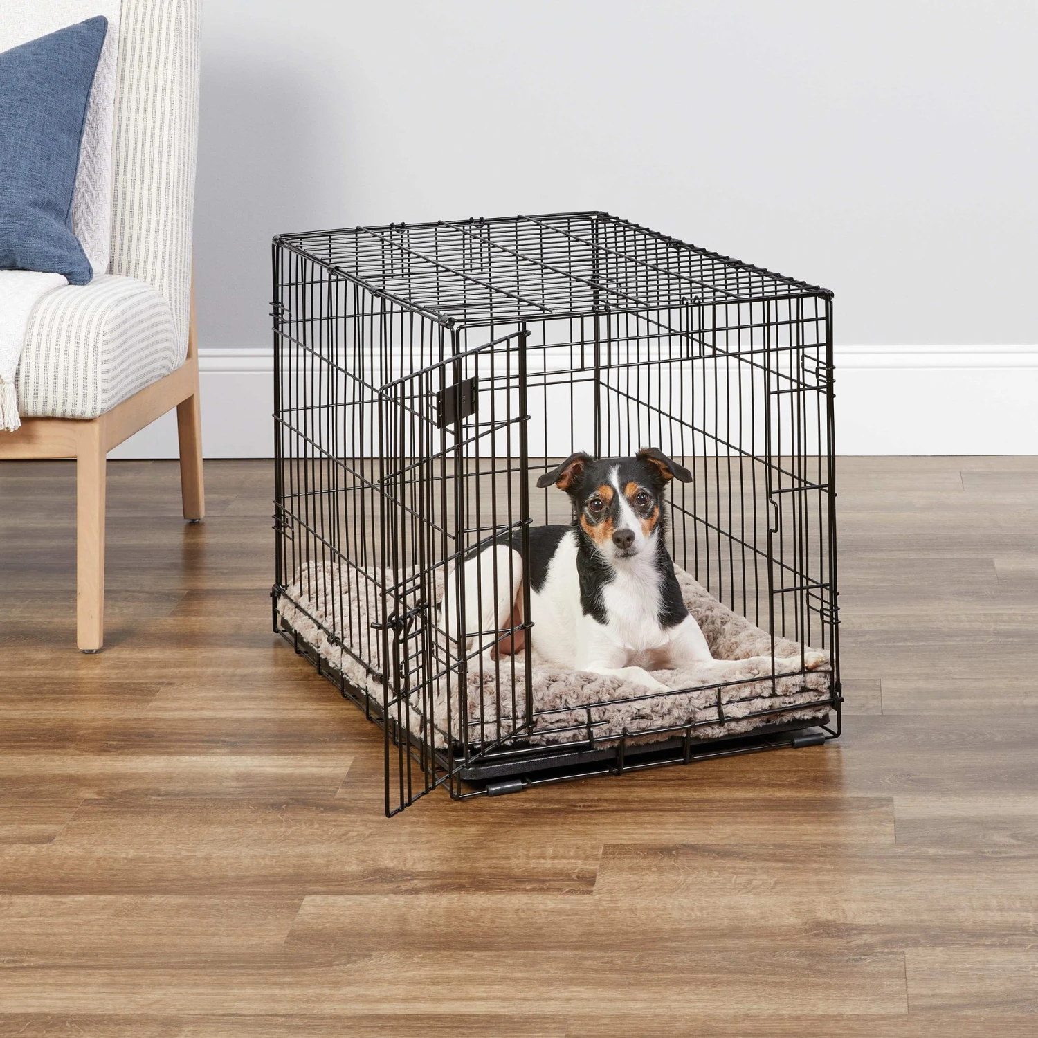 MidWest ICrate Fold & Carry Single Door Collapsible Wire Dog Crate & MidWest Steel Pet Gate 5 MidWest ICrate Fold & Carry Single Door Collapsible Wire Dog Crate & MidWest Steel Pet Gate - Image 3